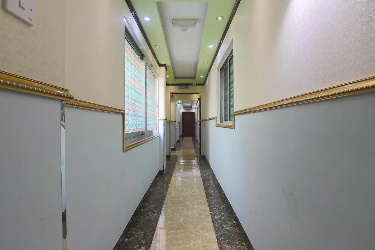 Oyo 335 Remas Hotel Llc Dubai Emirati Arabi Uniti